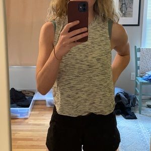 Lululemon fast as a light muscle tank